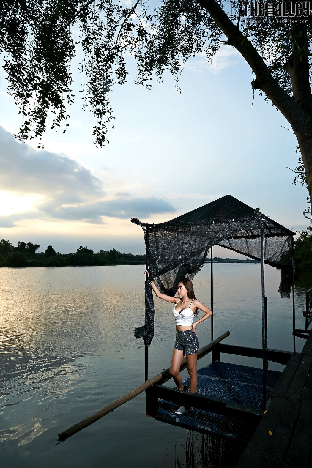 [The Black Alley] Linda Photo Set.61 (2022.02.21)