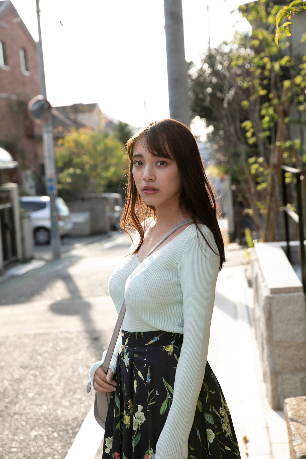 Sayaka Tomaru 都丸紗也華, FLASHデジタル写真集 着衣巨乳～ぴっちぴち～ Set.03 Cover Photo