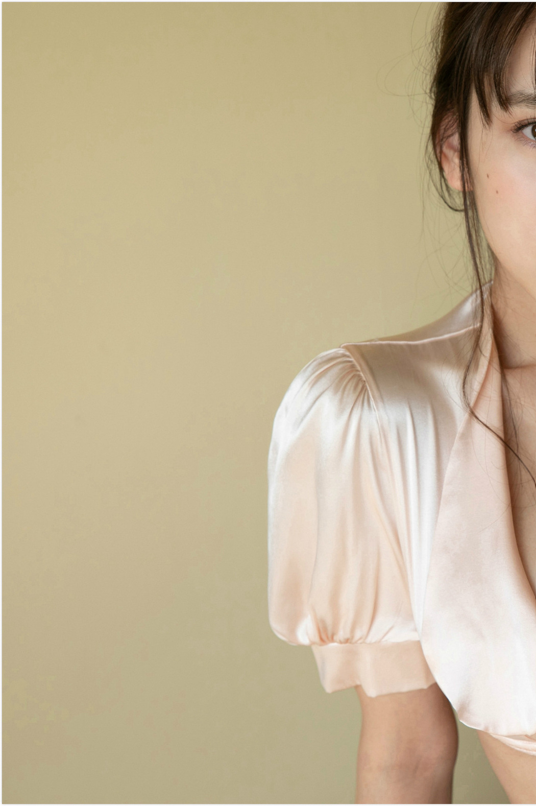 Sayaka Tomaru 都丸紗也華, FLASHデジタル写真集 着衣巨乳~ぴっちぴち~ Set.02