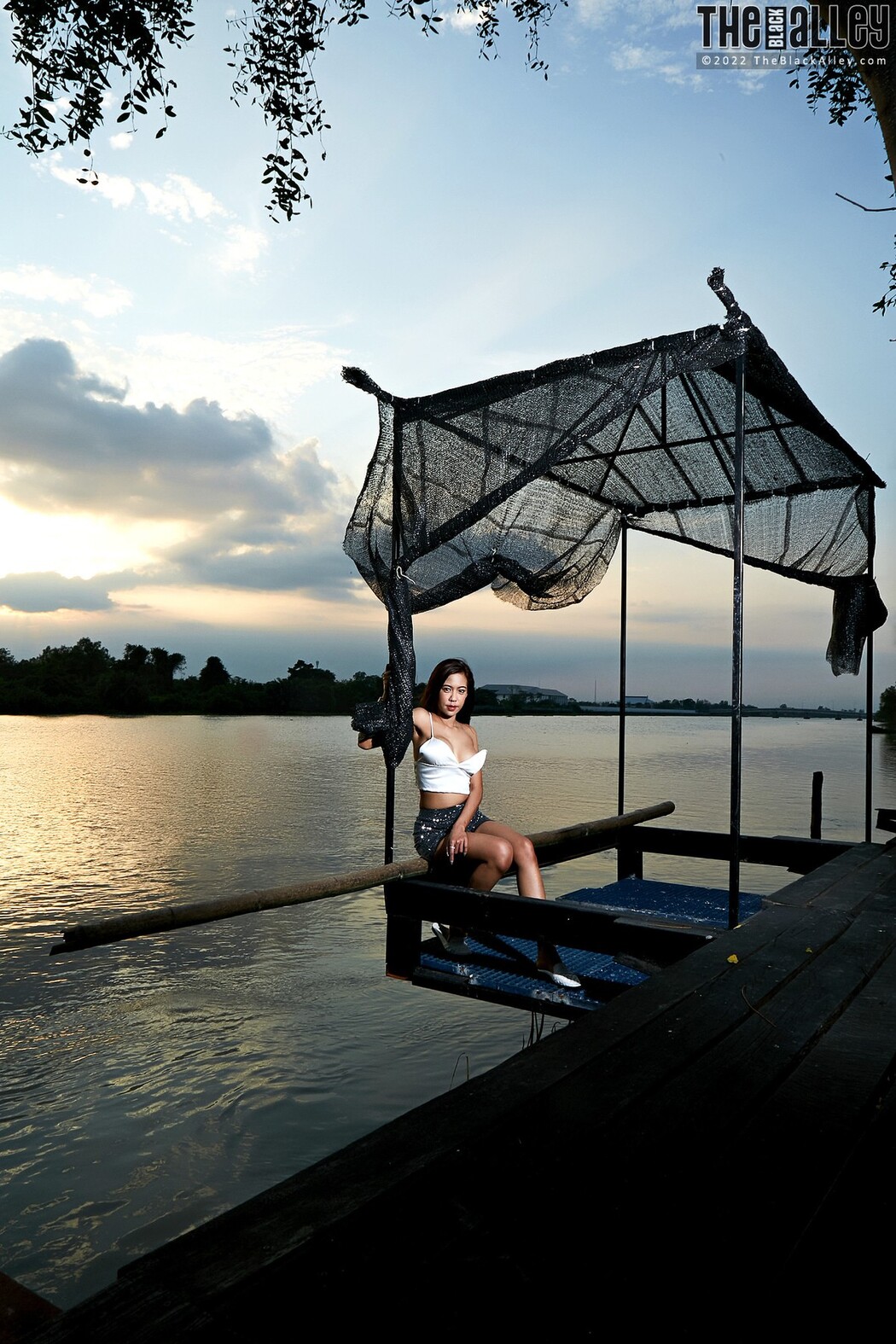 [The Black Alley] Linda Photo Set.61 (2022.02.21)