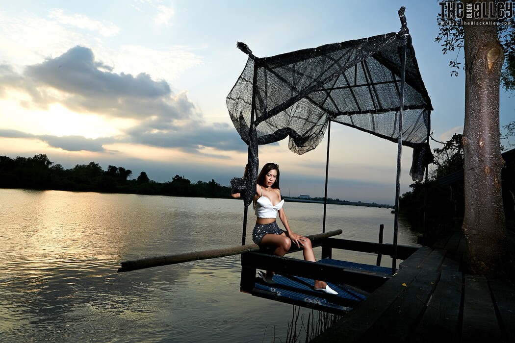 [The Black Alley] Linda Photo Set.61 (2022.02.21)