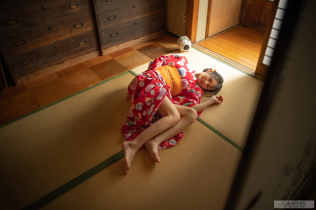 Umi Yatsugake 八掛うみ, [Graphis] Gals 「Girl like a doll」 Vol.05