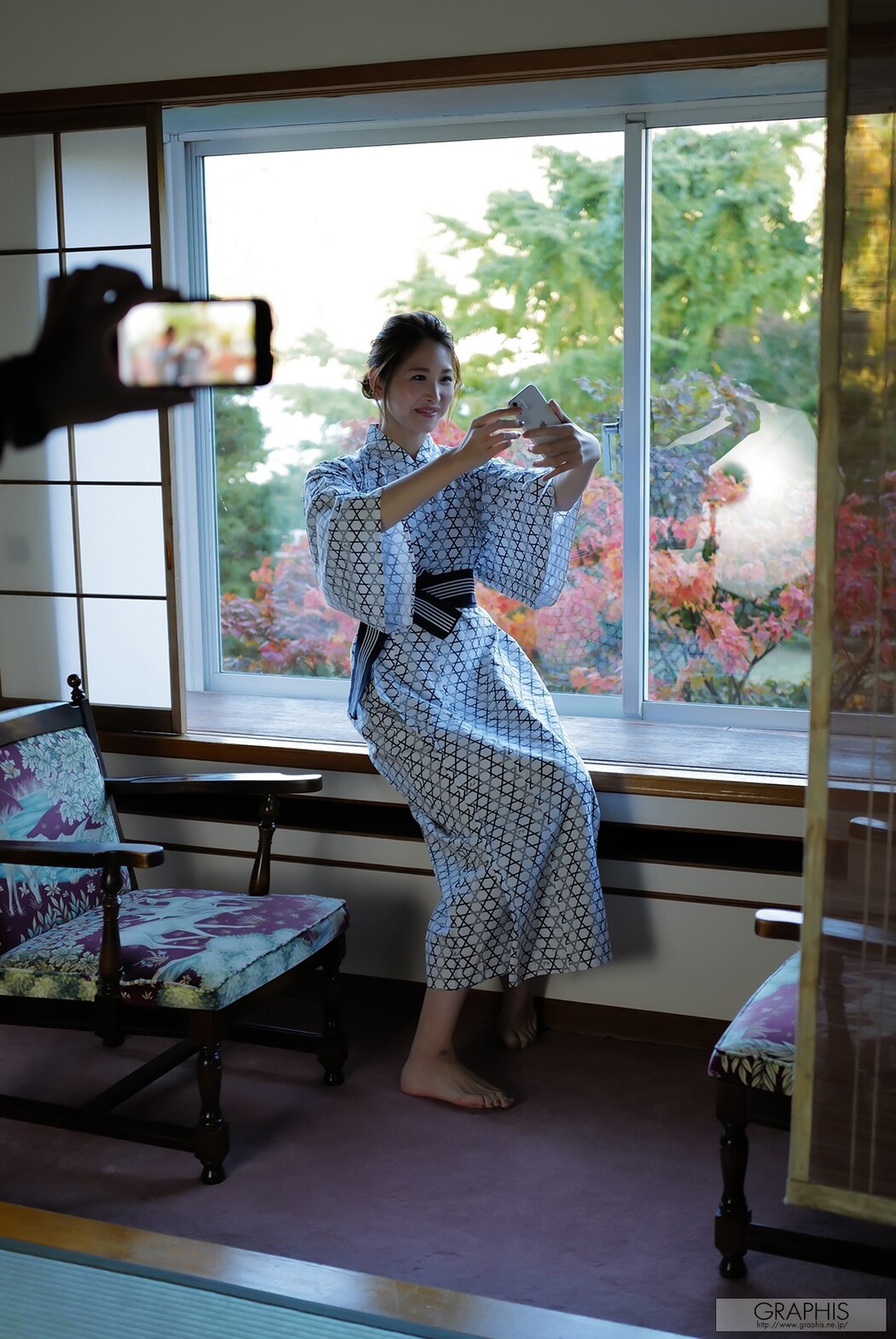 Mai Kanami 神菜美まい, [Graphis] Gals 「Classy」 Making