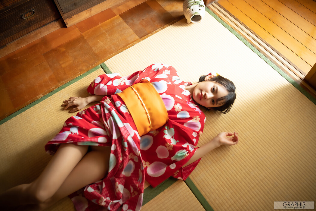 Umi Yatsugake 八掛うみ, [Graphis] Gals 「Girl like a doll」 Vol.05