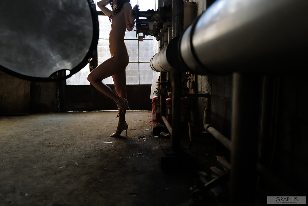 Mai Kanami 神菜美まい, [Graphis] Gals 「Classy」 Making