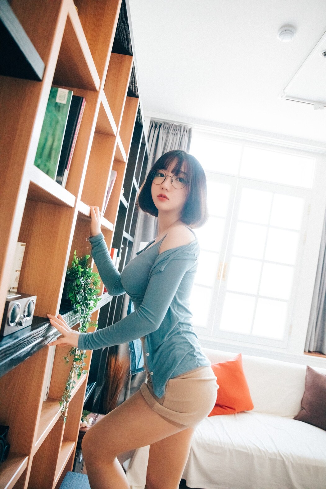 Son Yeeun 손예은, [Loozy] Librarian Girl Set.02