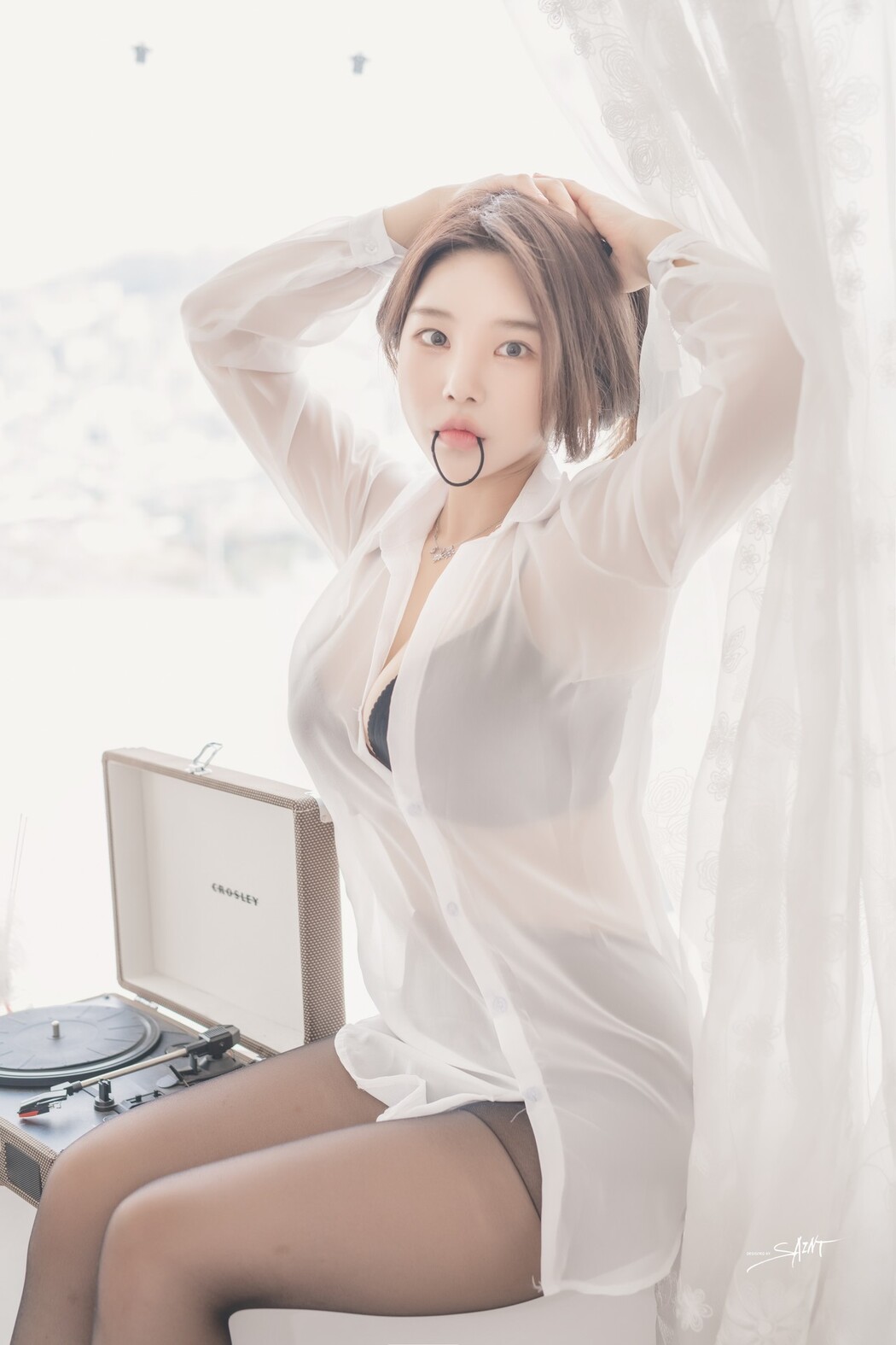 Zzyuri 쮸리, [SAINT Photolife] Zzyuri Vol.5 See Through