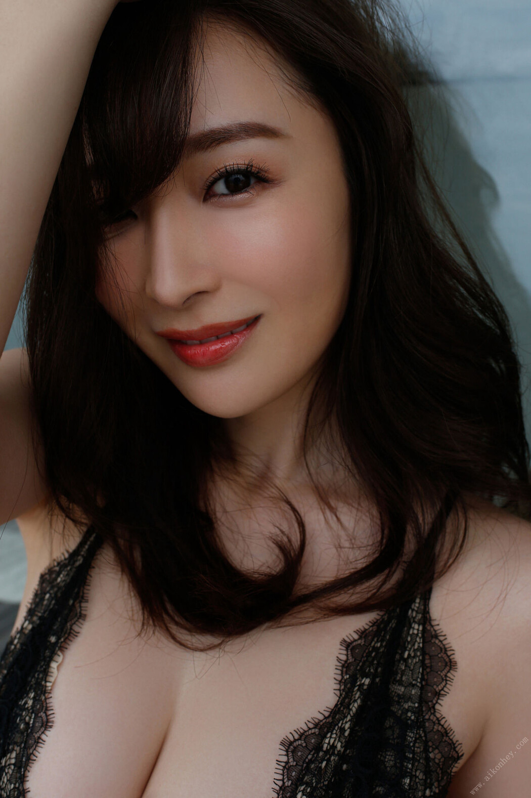 Ayano Takeuchi 竹内渉, FRIDAYデジタル写真集 「妖艶ヒップ Vol.03」 Set.02 Cover Photo