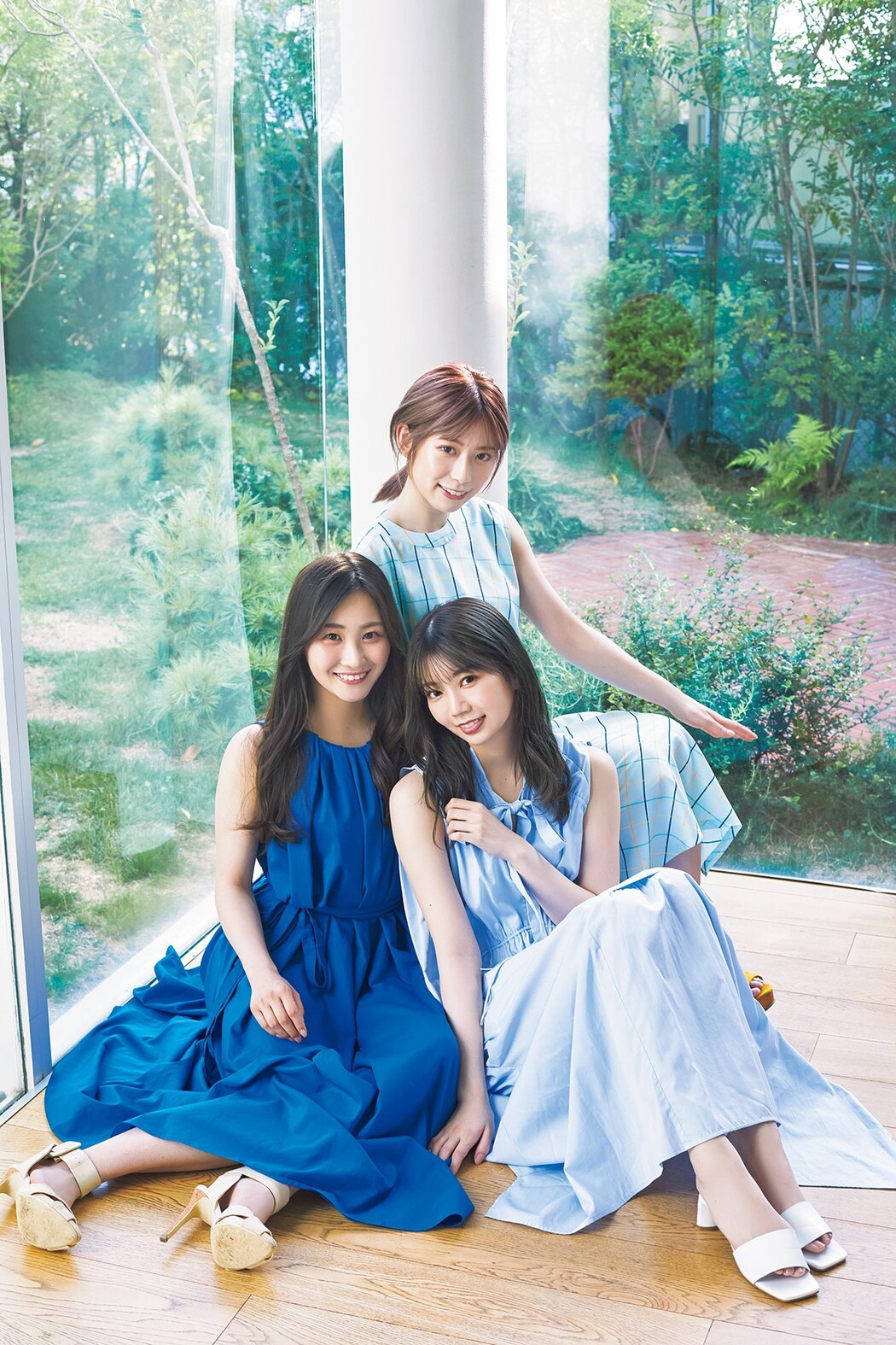 高本彩花 東村芽依 潮紗理菜, Weekly SPA! 2022.07.19 (週刊SPA! 2022年7月19日号)