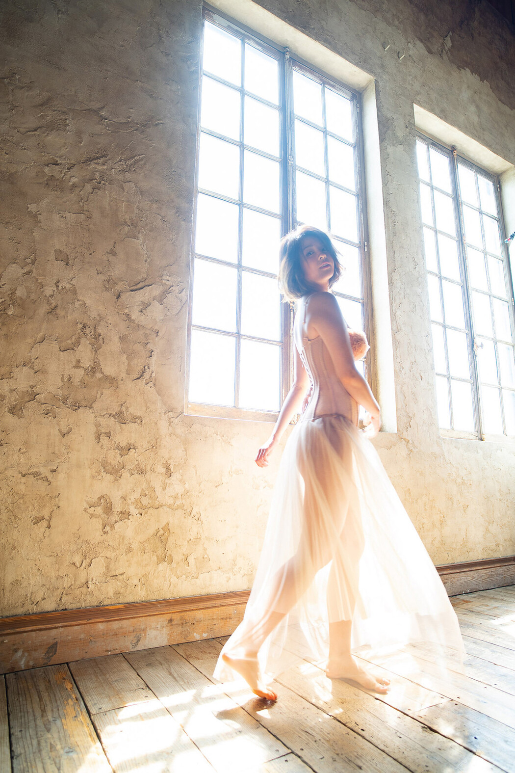 Yurina Yanagi 柳ゆり菜, ＦＲＩＤＡＹデジタル写真集 「大人色、ヌーディー」 Set.02