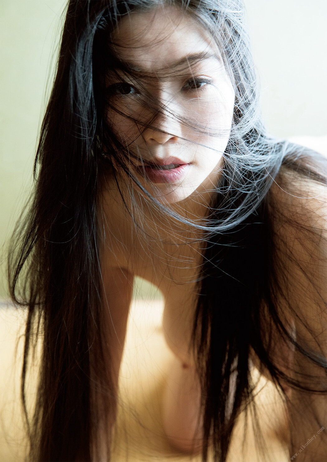 Asuka Oda 小田飛鳥, FLASHデジタル写真集 聖域 Set.01