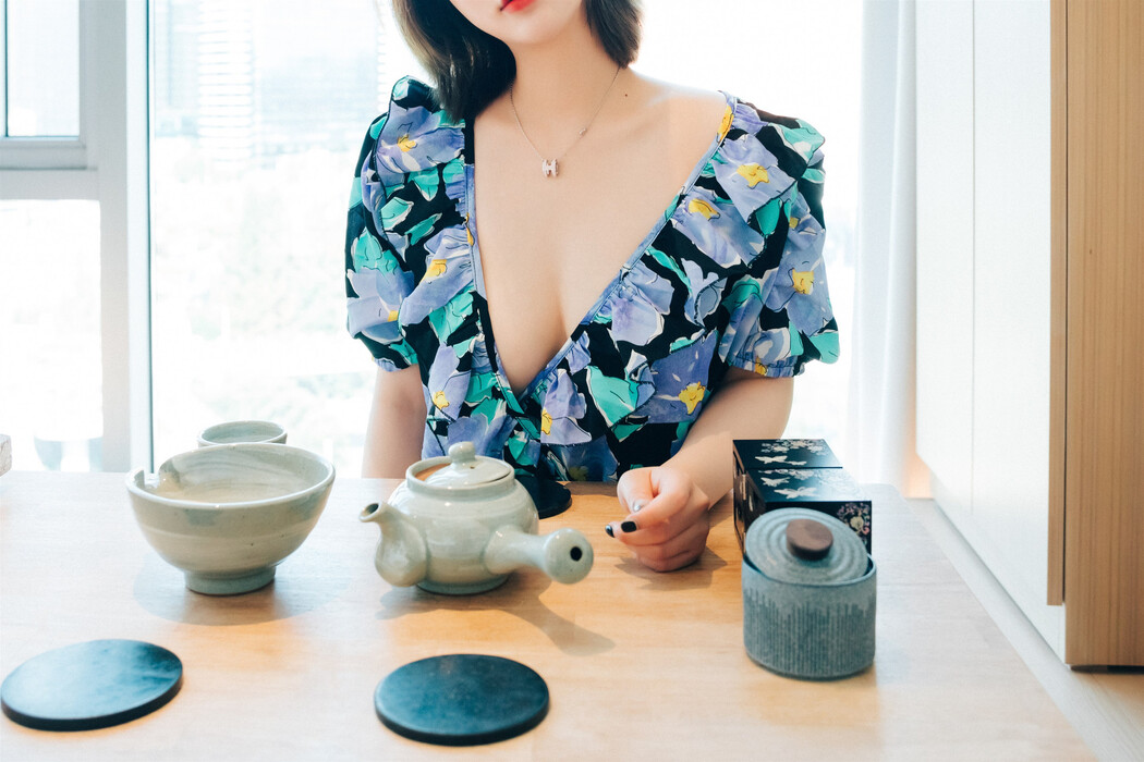 Son Yeeun 손예은, [Loozy] Lover in Hotel Set.01