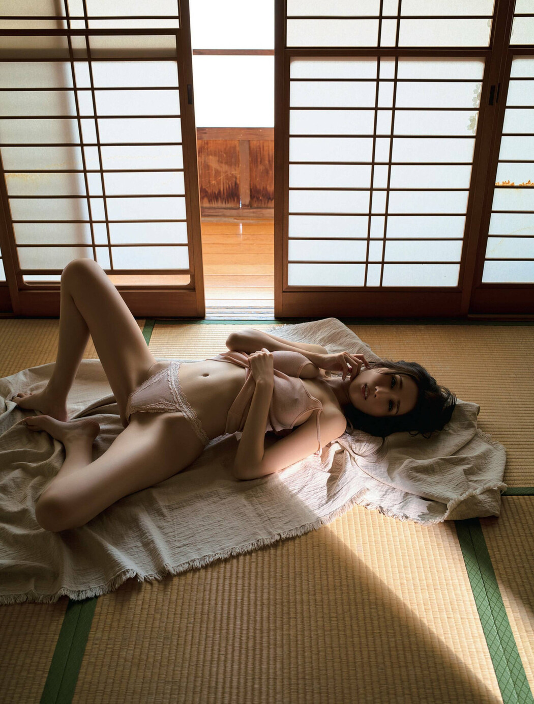 JULIA じゅりあ, Weekly SPA! 2022.08.09 (週刊SPA! 2022年8月9日号)