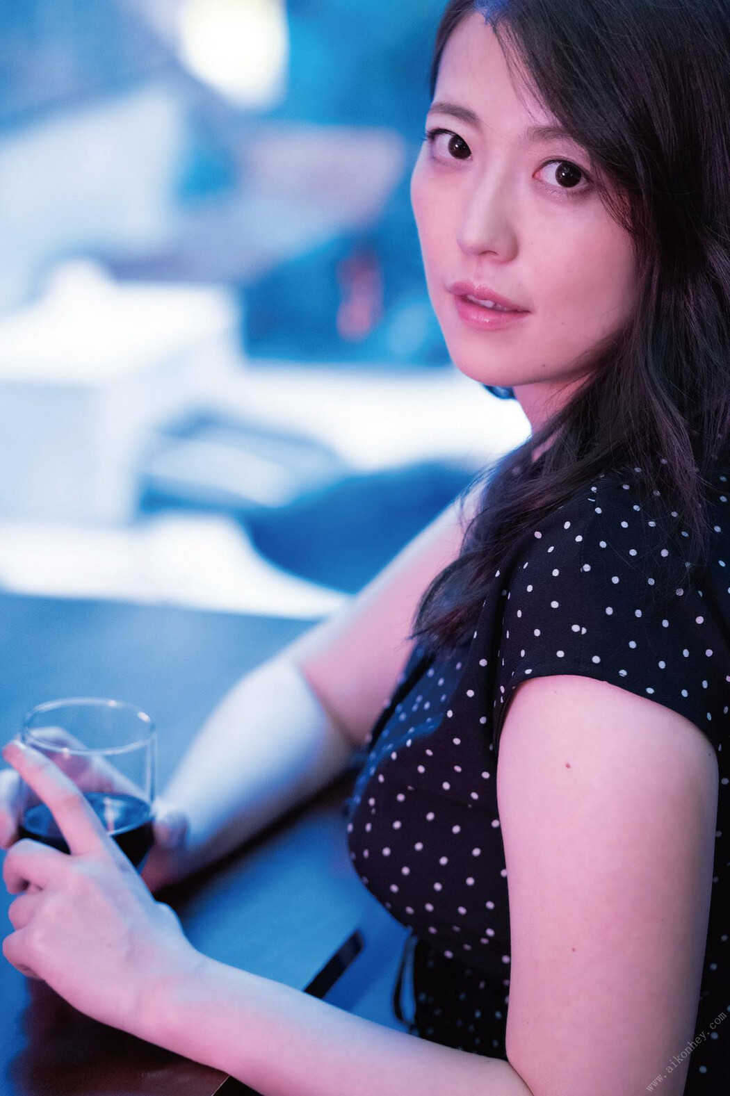 Ririko Kinoshita 木下凛々子, デジタル写真集 春夏秋冬 「初秋」