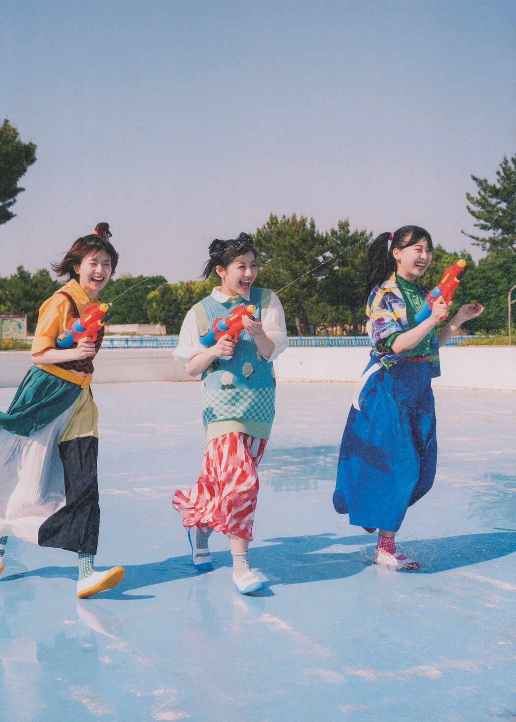 Hinatazaka46 日向坂46, B.L.T. 2022.07 (ビー・エル・ティー 2022年7月号)