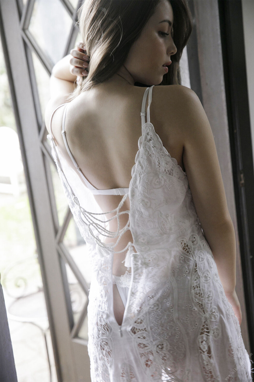 Michelle Megumi ミッシェル愛美, FRIDAYデジタル写真集 ２０歳の絶世美女ヌード Vol.01 - Set.01