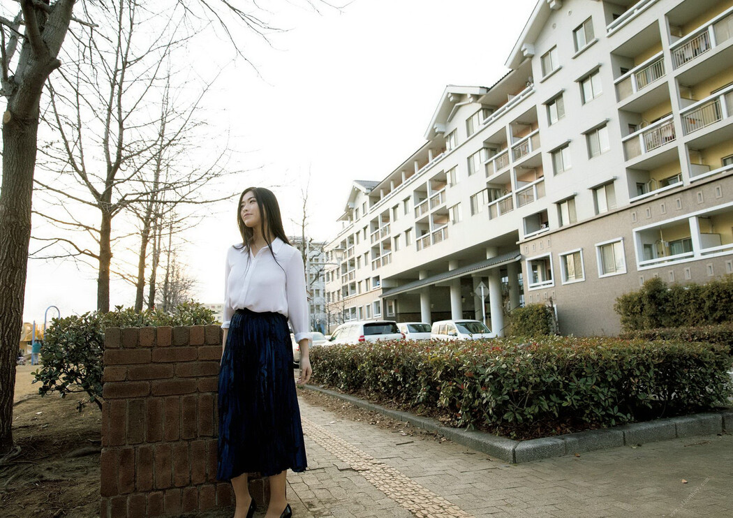 Asuka Oda 小田飛鳥, FLASHデジタル写真集 聖域 Set.03 Cover Photo