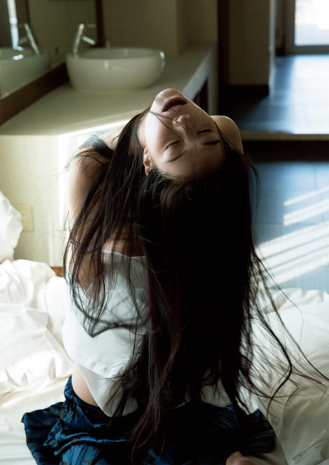 Asuka Oda 小田飛鳥, FLASHデジタル写真集 聖域 Set.03