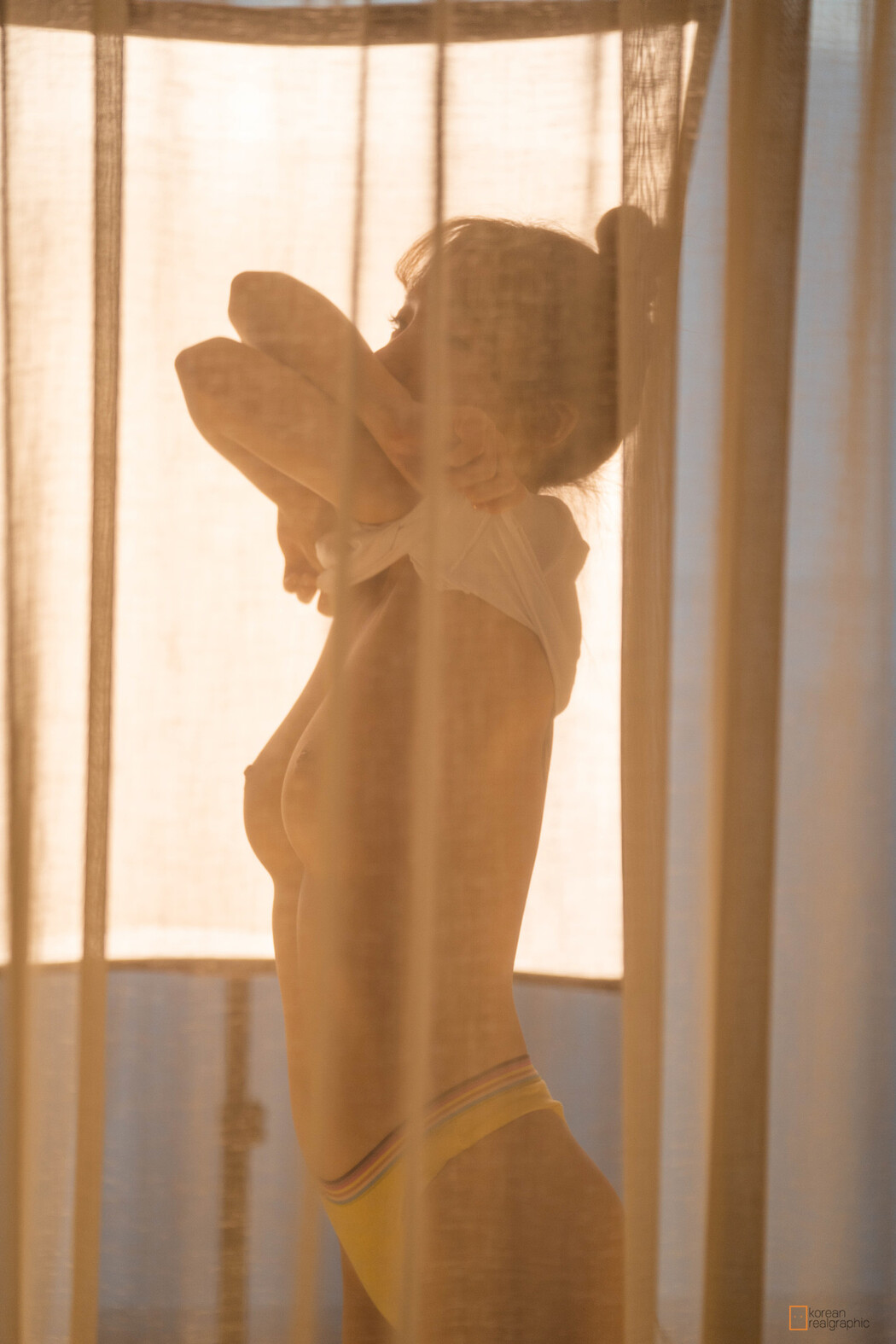 Son Yeeun 손예은, [Korean Realgraphic] No.09