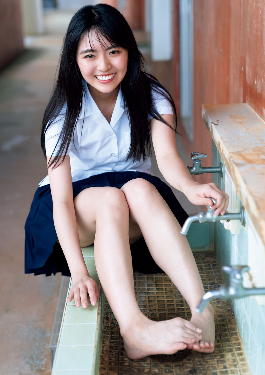 Runa Toyoda 豊田ルナ, 1st写真集 『月-Luna-』 Set.03