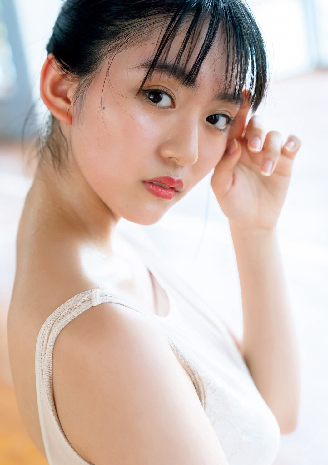 Runa Toyoda 豊田ルナ, 1st写真集 『月-Luna-』 Set.01