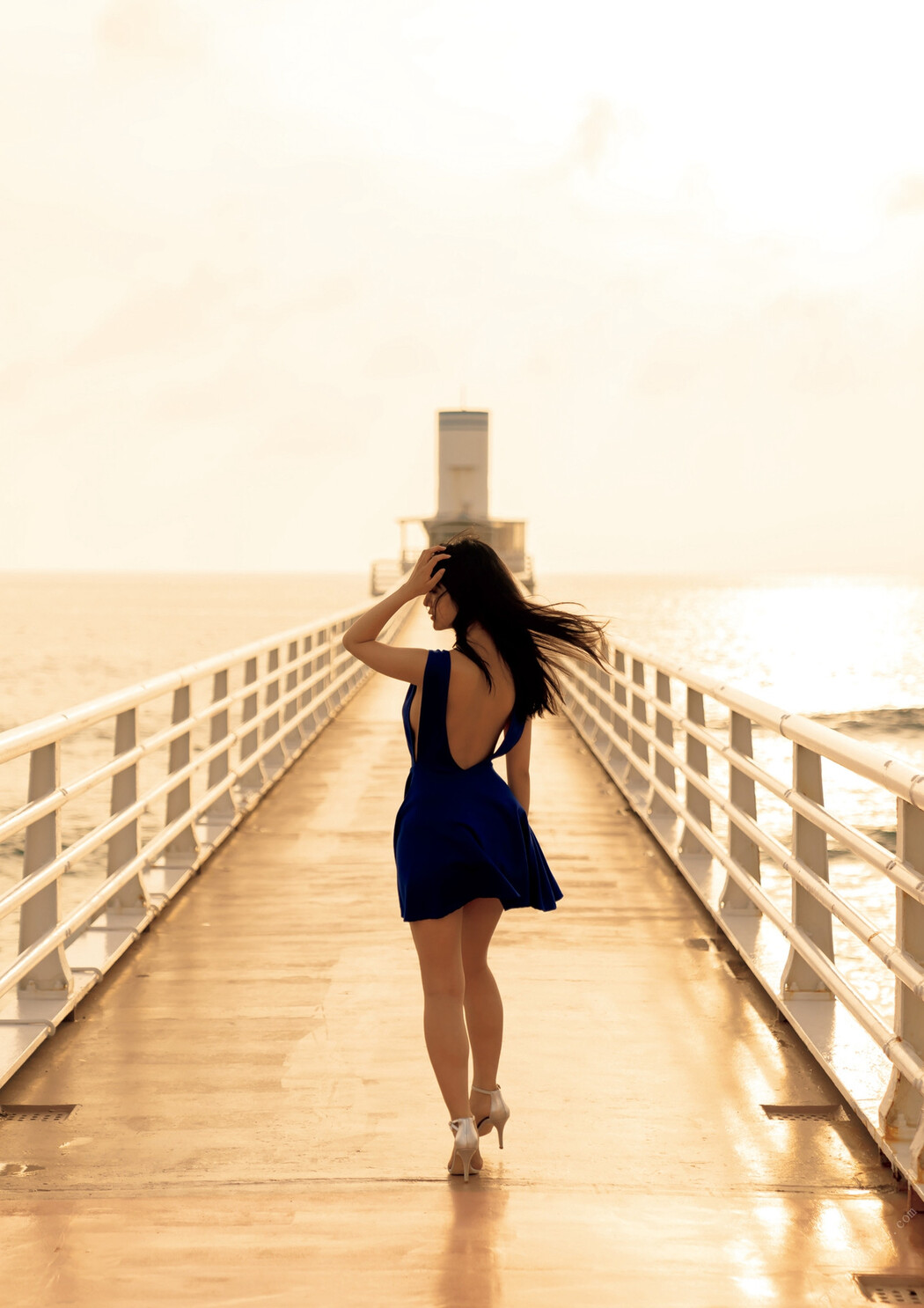 Runa Toyoda 豊田ルナ, 1st写真集 『月-Luna-』 Set.02