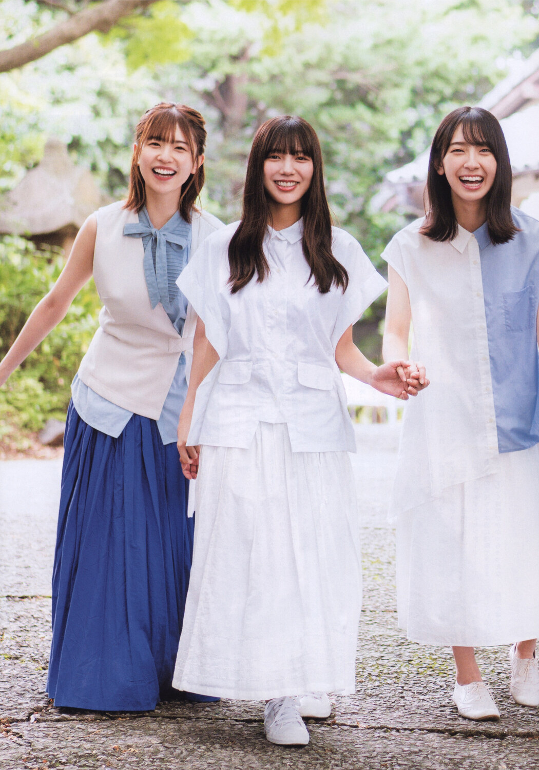 Hinatazaka46 日向坂46, B.L.T. 2021.12 (ビー・エル・ティー 2021年12月号)