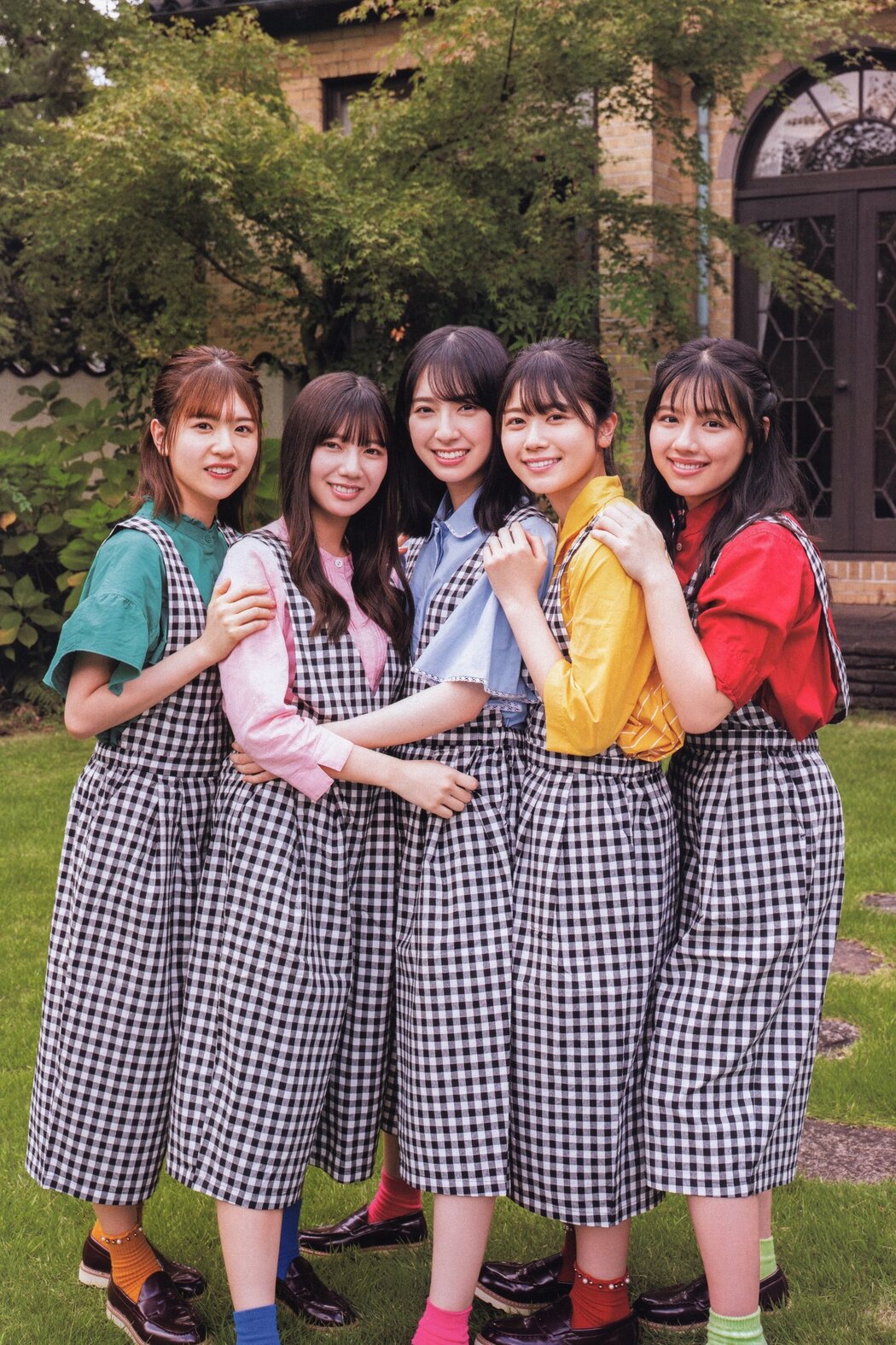Hinatazaka46 日向坂46, B.L.T. 2021.12 (ビー・エル・ティー 2021年12月号)