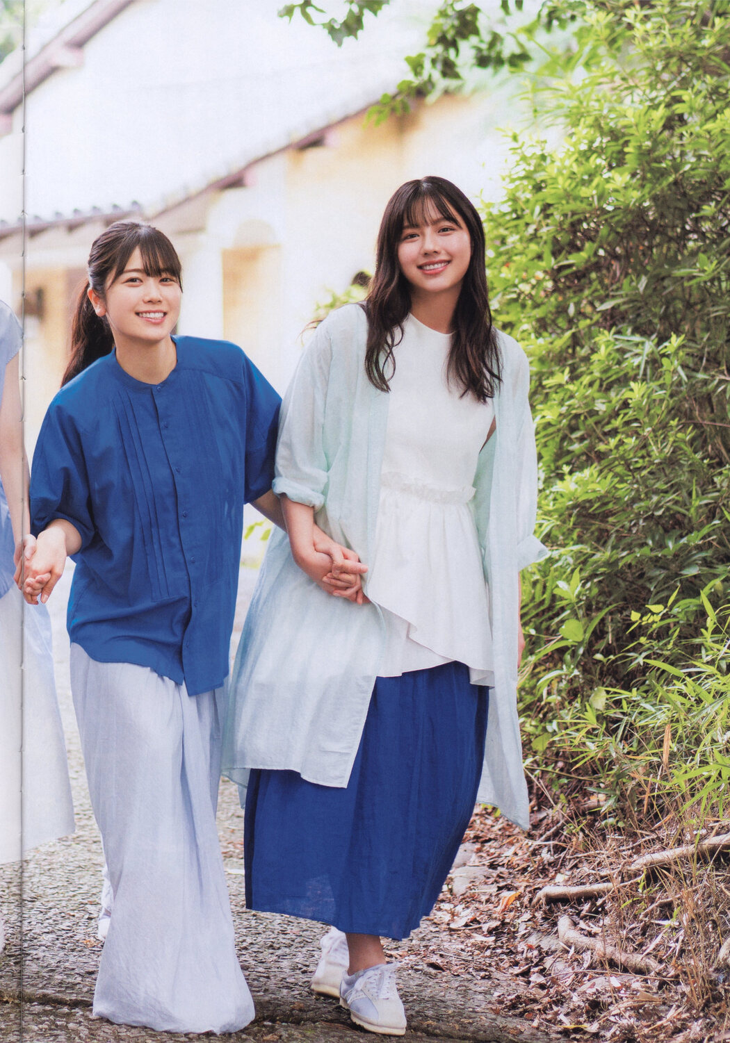 Hinatazaka46 日向坂46, B.L.T. 2021.12 (ビー・エル・ティー 2021年12月号)