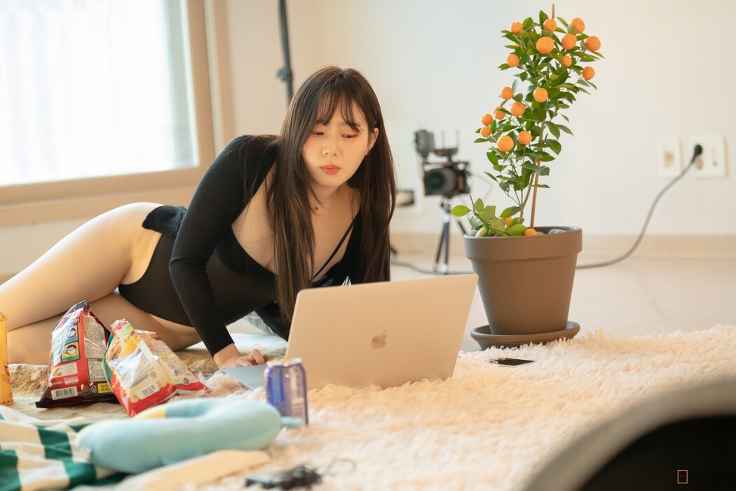 Myua 뮤아, [Korean Realgraphic] No.18