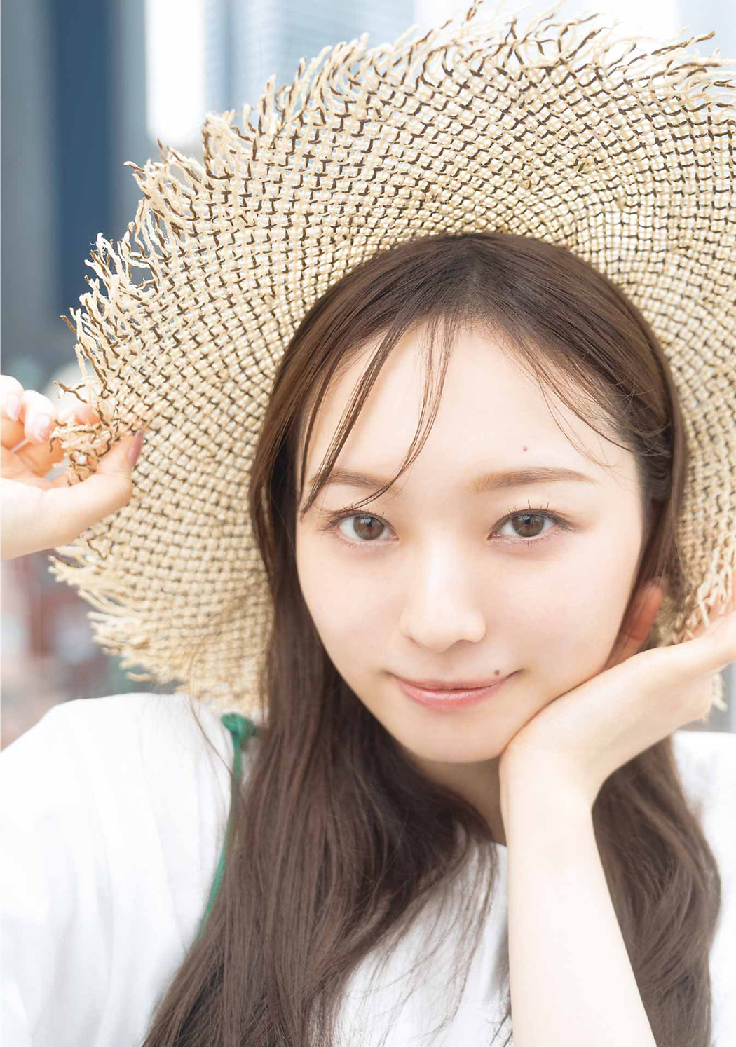 Minami Umezawa 梅澤美波, Young Gangan 2022 No.18 (ヤングガンガン 2022年18号)