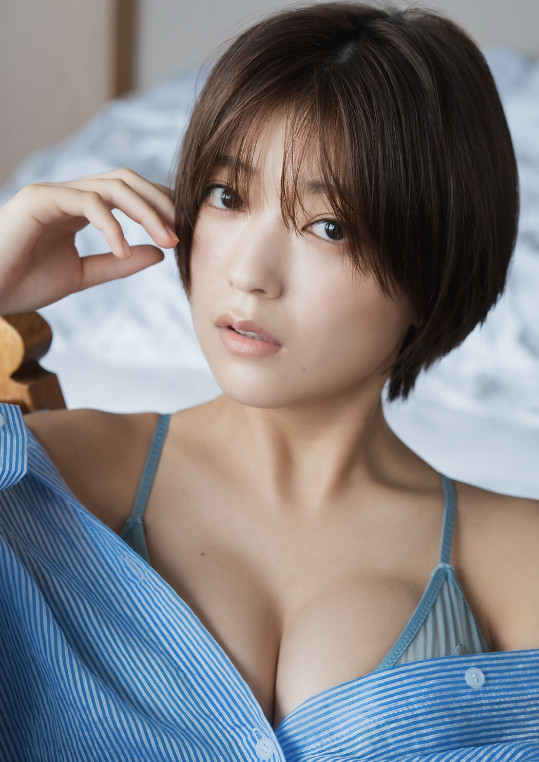 Mio Kudo 工藤美桜, Young Jump 2022 No.40 (ヤングジャンプ 2022年40号)