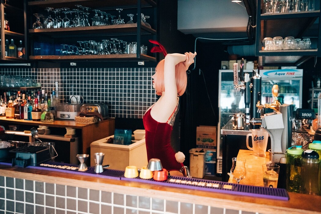 Son Yeeun 손예은, [Loozy] Tainted Love Bar Set.02