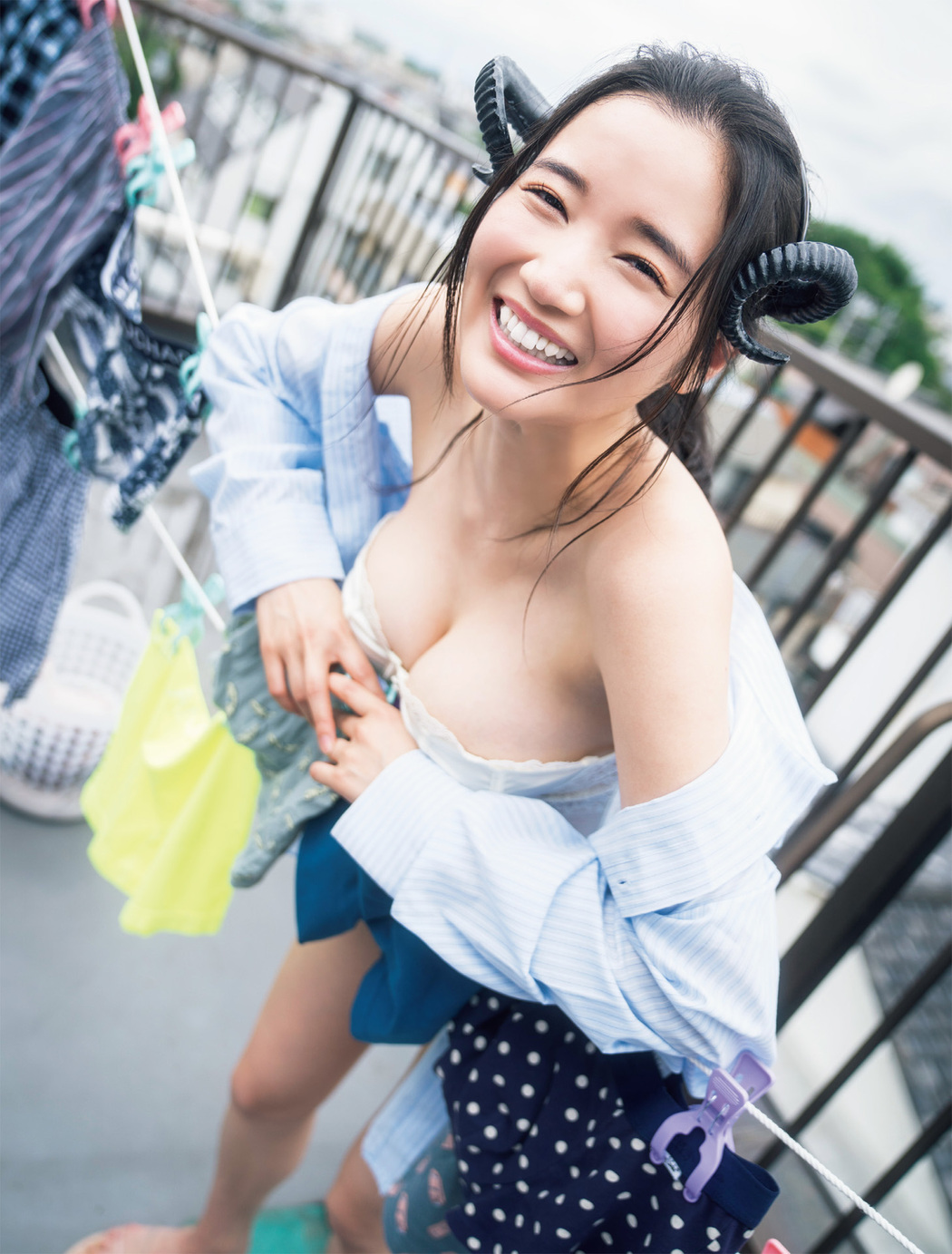 Arisa Deguchi 出口亜梨沙, FLASH 2022.09.20 (フラッシュ 2022年9月20日号)
