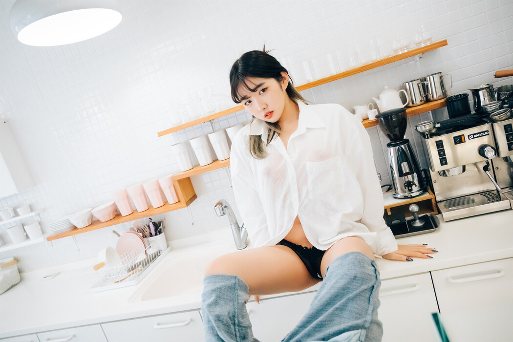 Sonson 손손, [Loozy] Nude Apron Set.01