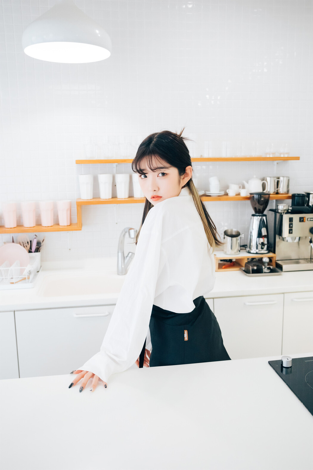 Sonson 손손, [Loozy] Nude Apron Set.01