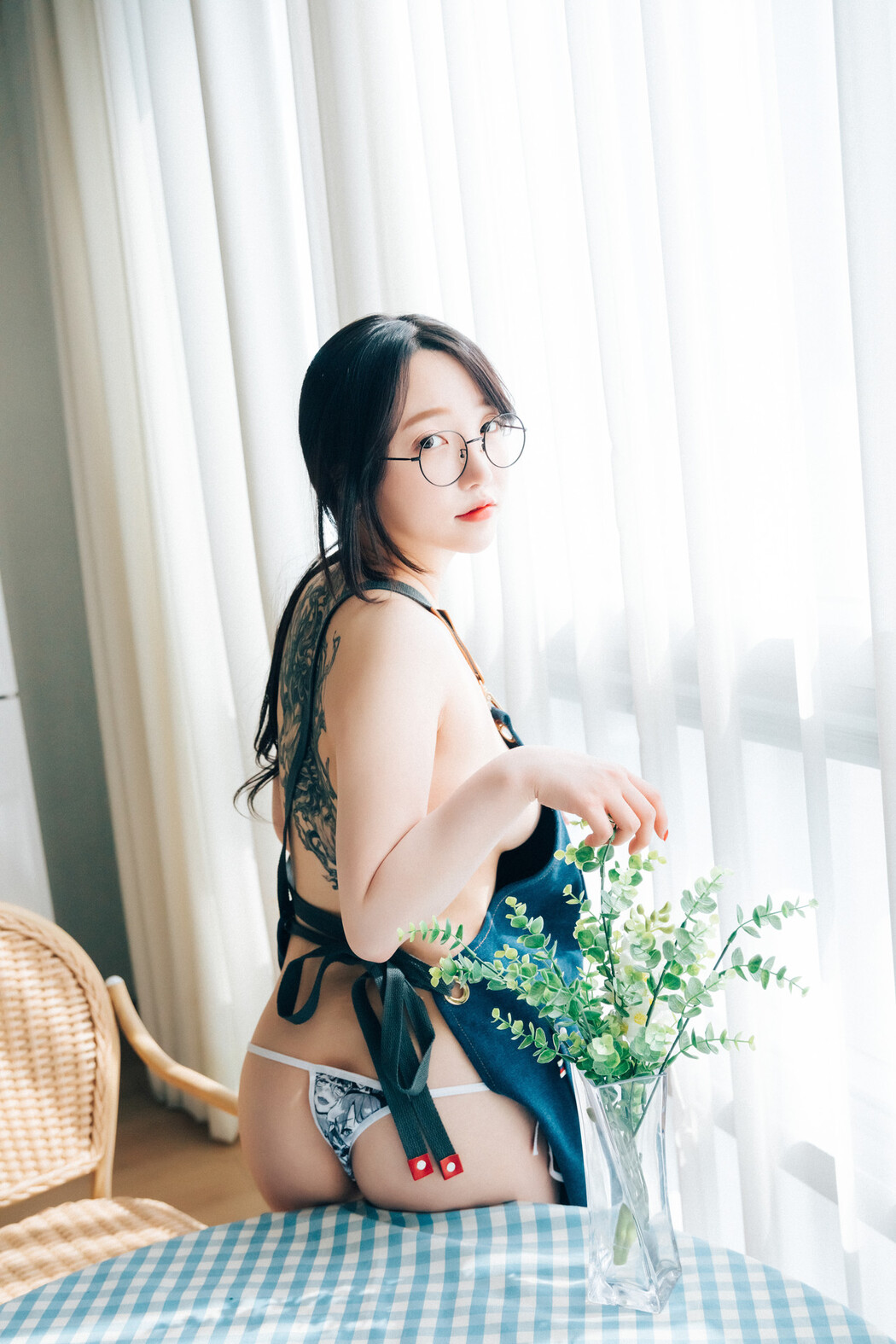 Son Yeeun 손예은, [Loozy] Nudy Painter + S.ver - Set.02