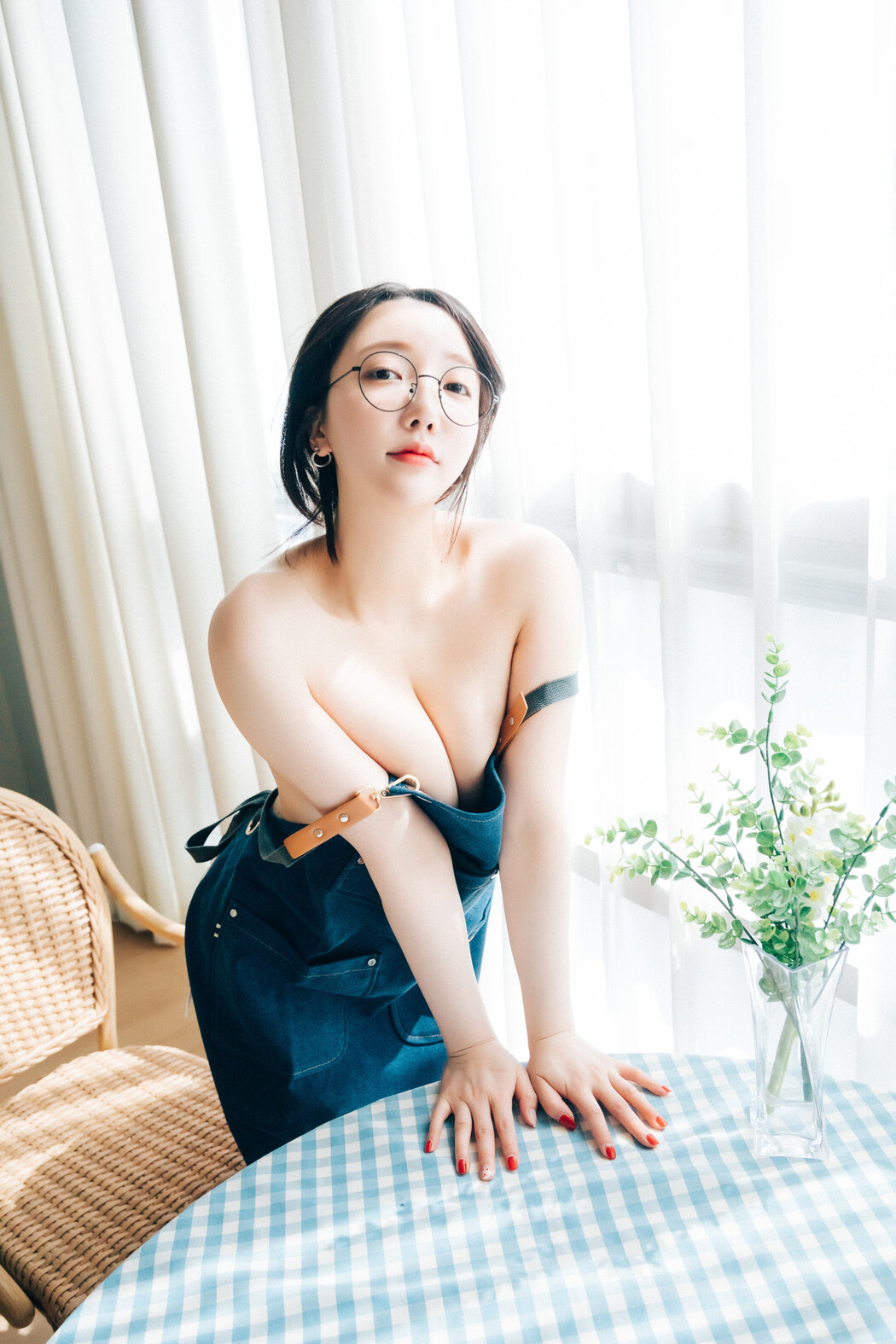 Son Yeeun 손예은, [Loozy] Nudy Painter + S.ver - Set.02