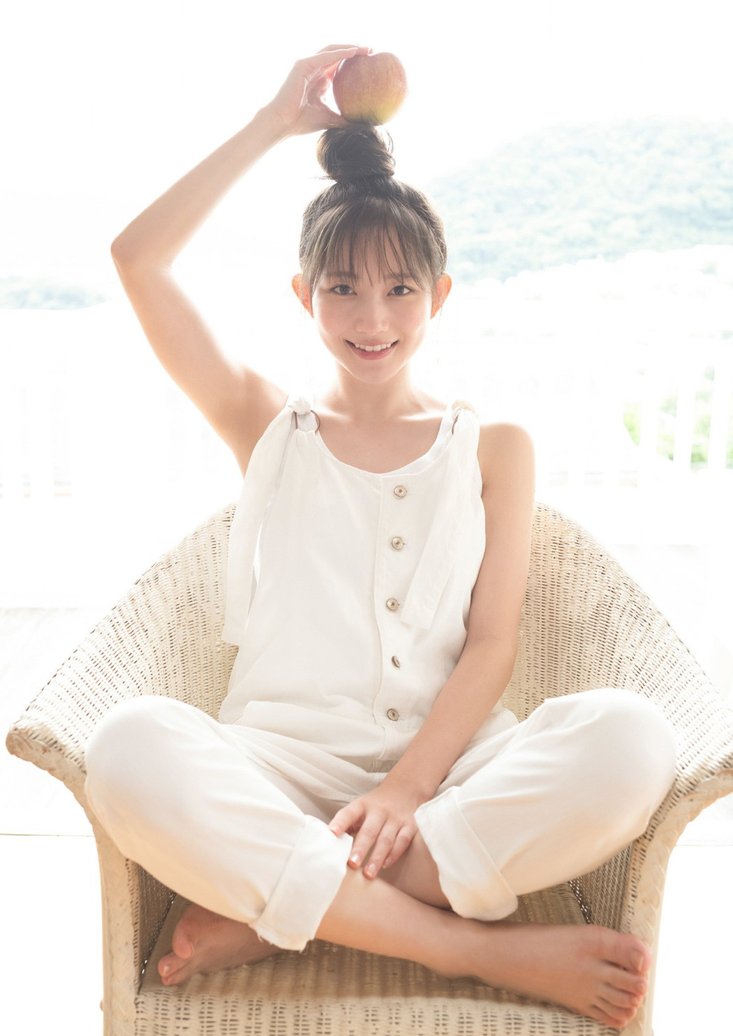 Nagisa Aoyama 青山なぎさ, Young Jump 2022 No.42 (ヤングジャンプ 2022年42号)