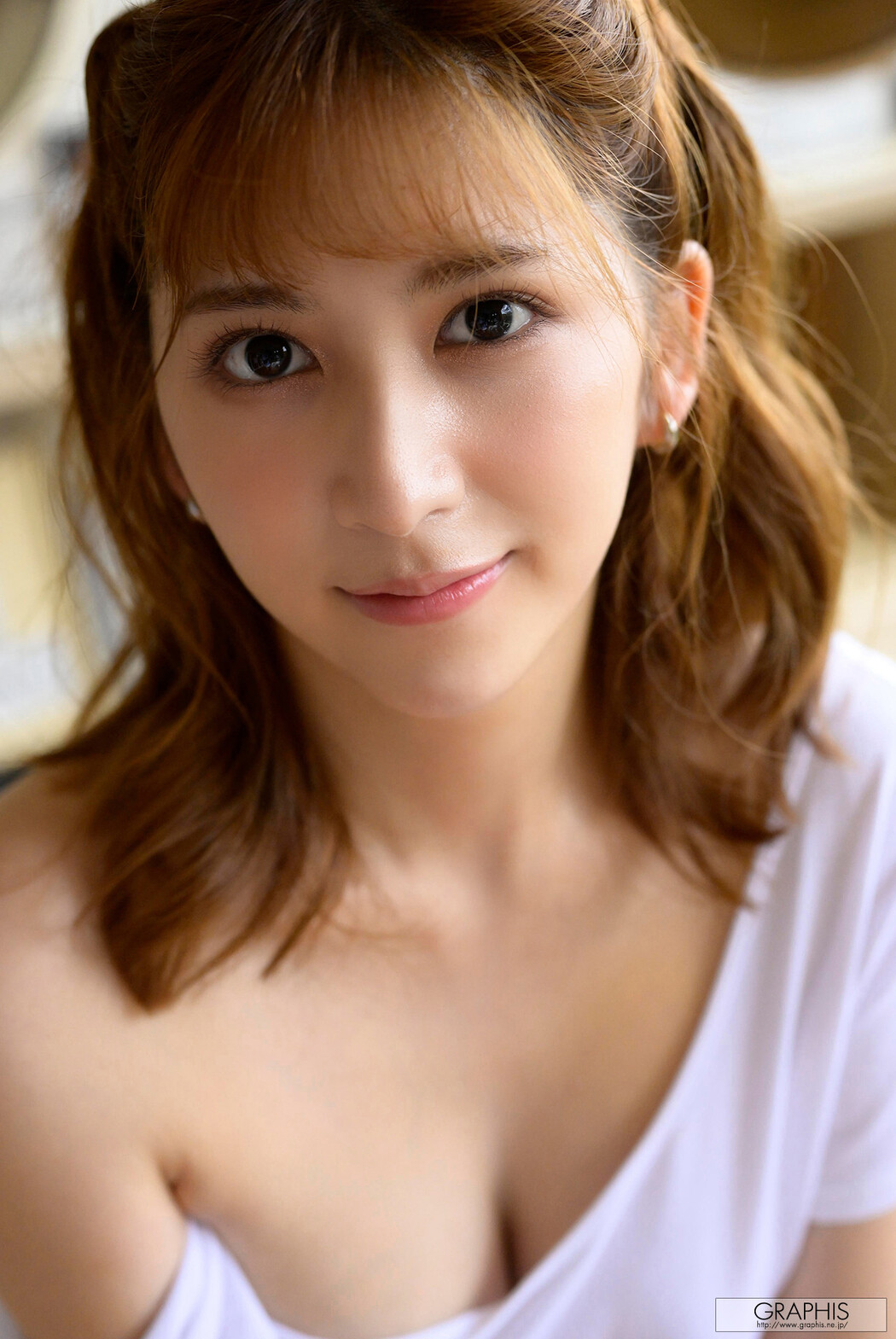 Riri Nanatsumori 七ツ森りり, [Graphis] Gals 「Head Over Heels!」 Vol.05