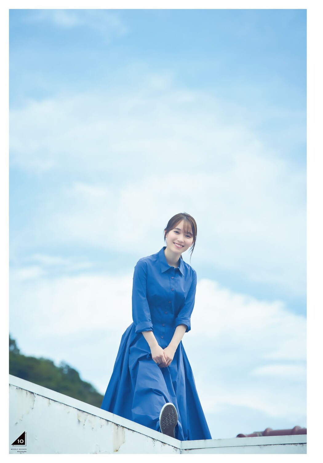 Rena Moriya 守屋麗奈, Shonen Magazine 2022 No.43 (週刊少年マガジン 2022年43号)
