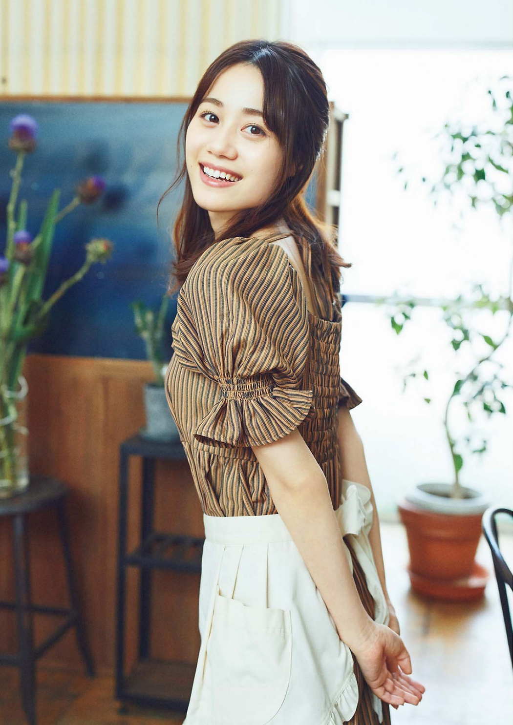 Miku Itou 伊藤美来, Big Comic Spirits 2022 No.43 (ビッグコミックスピリッツ 2022年43号)