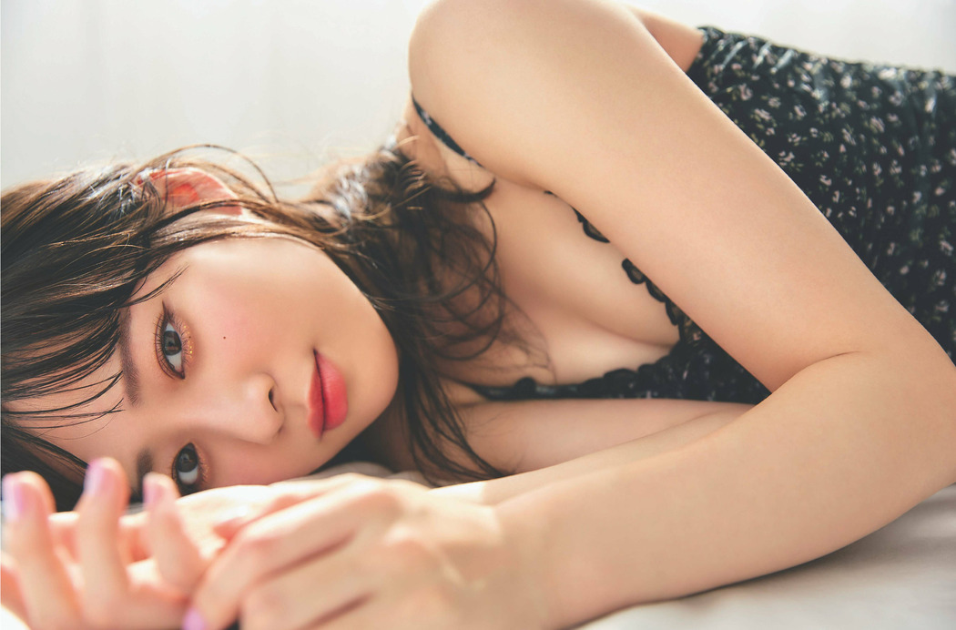 Nanaka Tomita 冨田菜々風, FRIDAY 2022.10.14 (フライデー 2022年10月14日号)