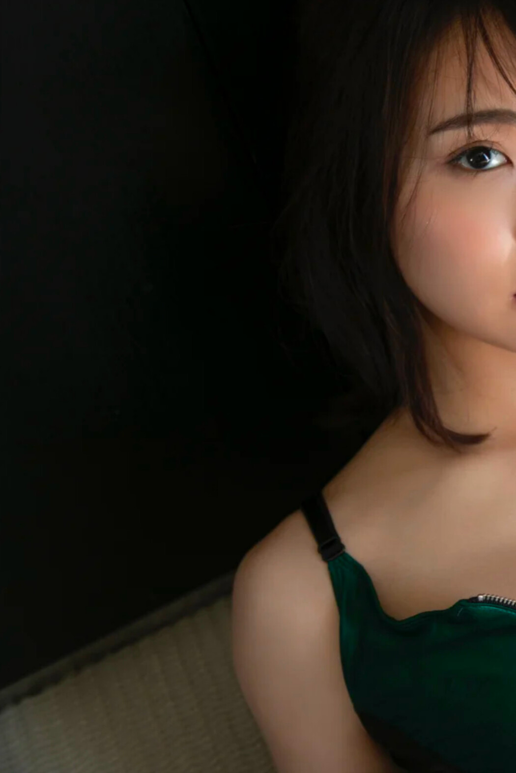 Natsumi Hirajima 平嶋夏海, FRIDAYデジタル写真集 「甘い密会-ベッドの上で-」 Set.01