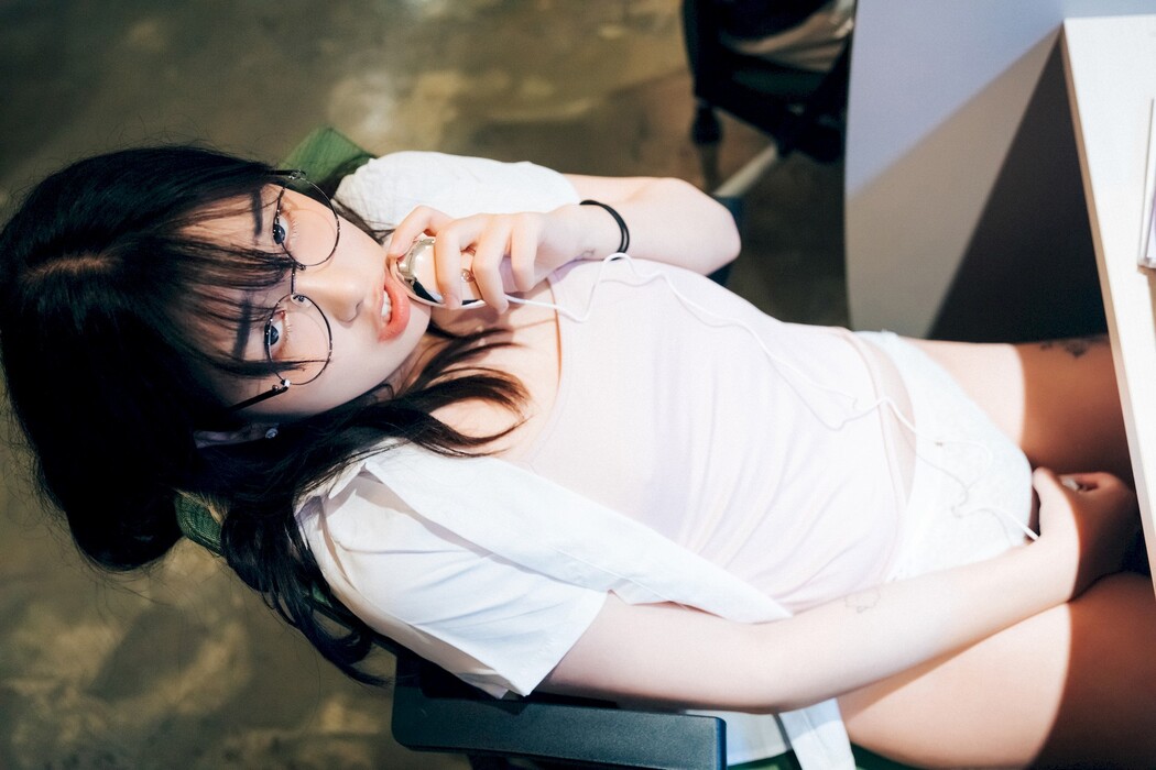 Sonson 손손, [Loozy] Reading Room Set.01
