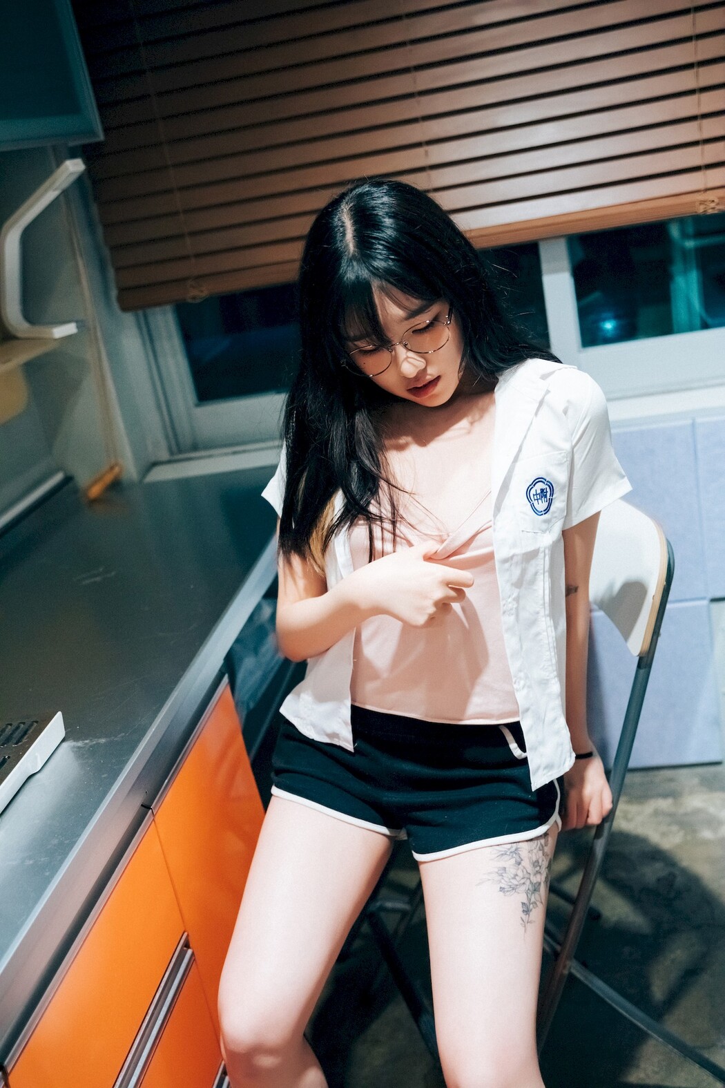 Sonson 손손, [Loozy] Reading Room Set.02