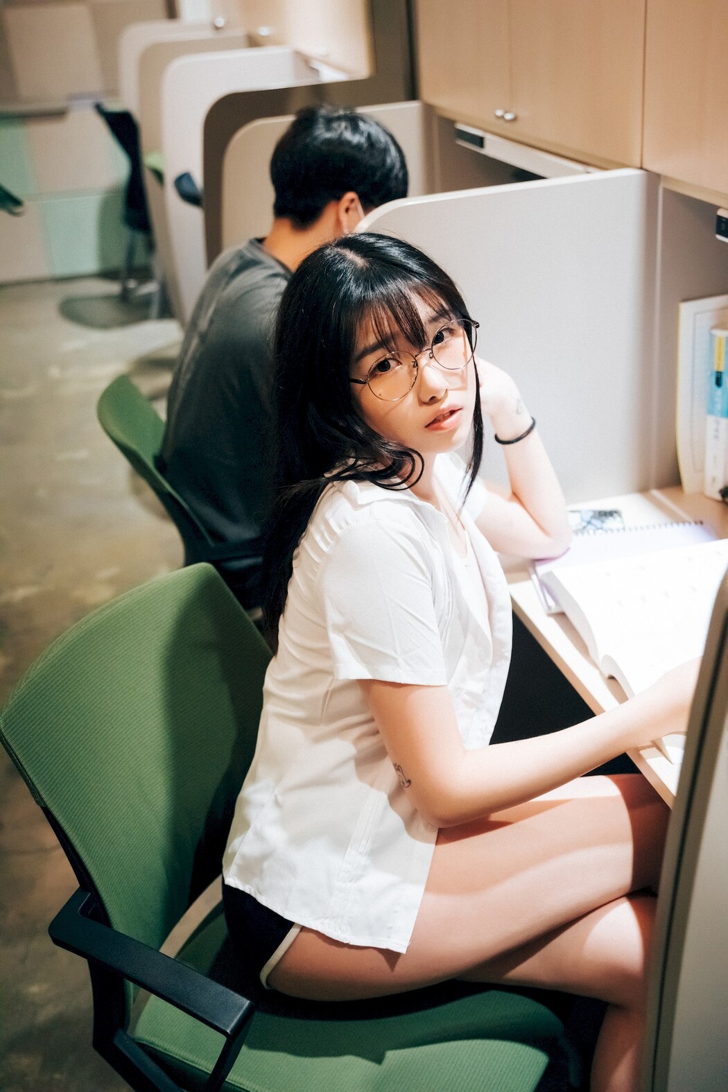 Sonson 손손, [Loozy] Reading Room Set.01