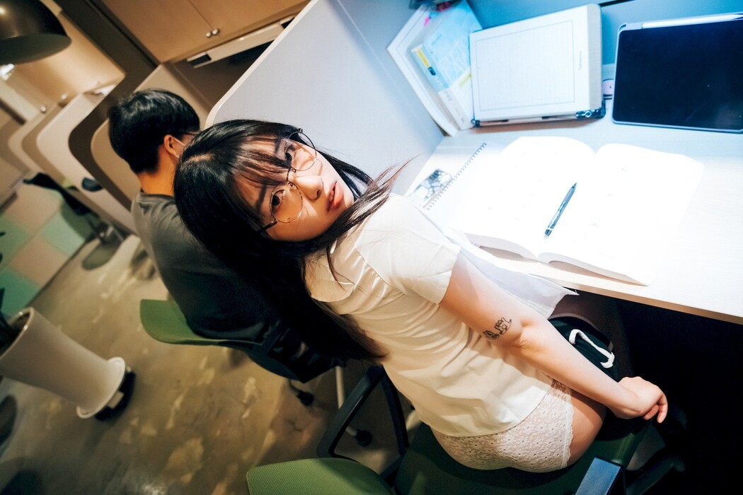 Sonson 손손, [Loozy] Reading Room Set.01