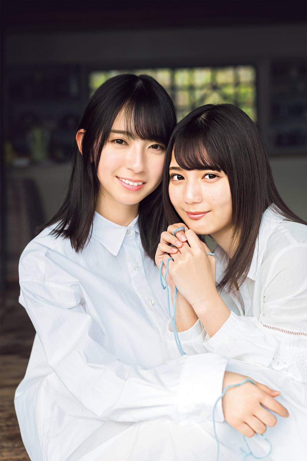 Nao Kosaka 小坂菜緒, Miku Kanemura 金村美玖, Shonen Magazine 2019 No.16 (少年マガジン 2019年16号)