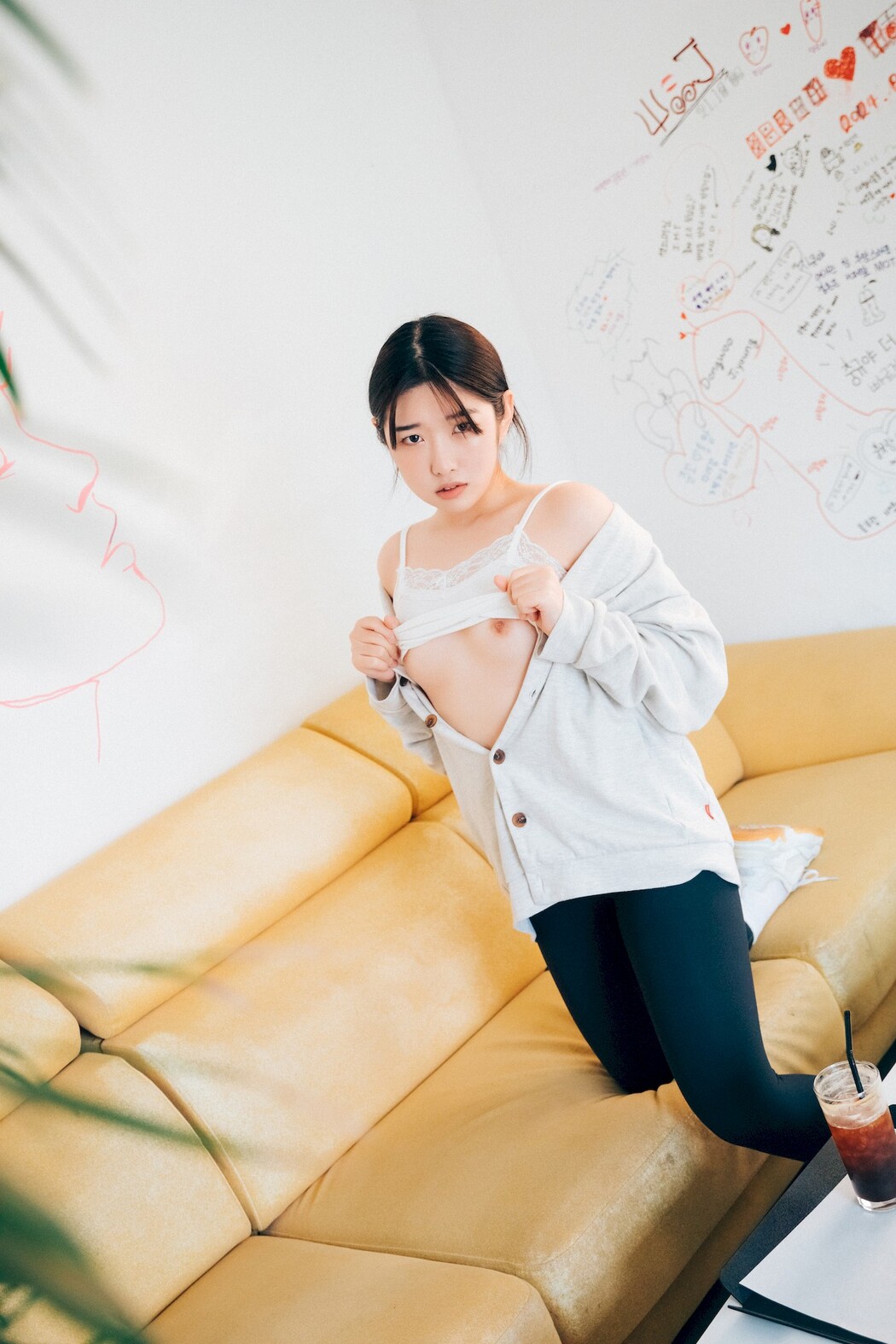 Sonson 손손, [Loozy] Yano Date Set.01